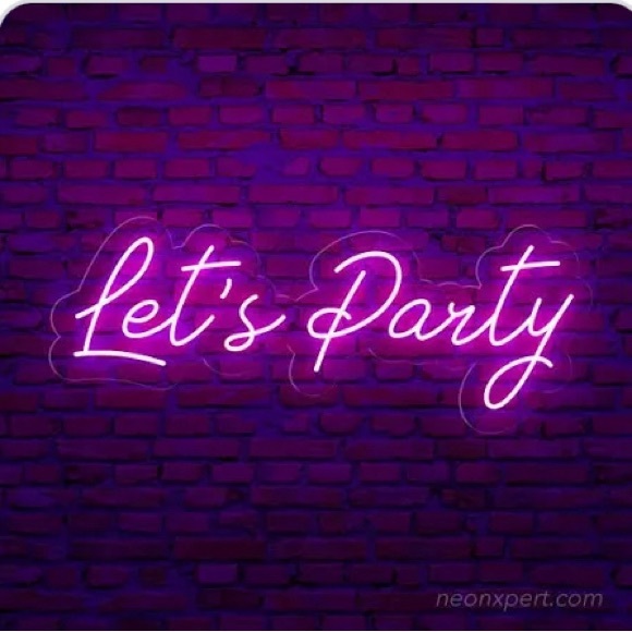 𝟖/𝟗 Co-Hosting a PARTY! 🎊🥳🎊🥳🎊🥳 - Picture 13 of 16